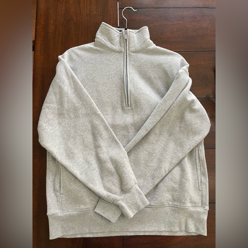 Aritzia SweatFleece Boyfriend Fit Zip-Up Sweater